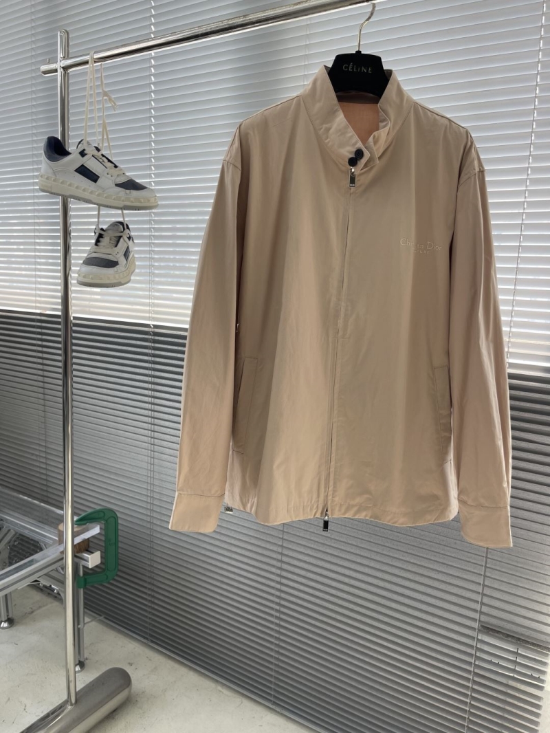 chr1st1an D10r outwear